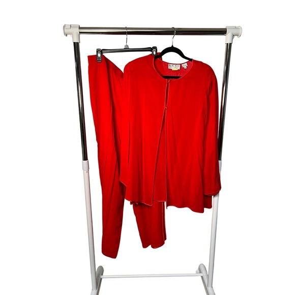 BLACK TIE OLEG CASSINI Pants - BLACK TIE OLEG CASSINI Vintage Red 100% Silk Jacket Pants Set Women's Size 16